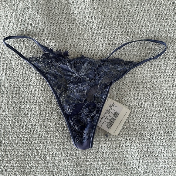 La Perla string thong - Picture 1 of 4